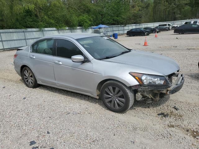 Photo 3 VIN: 1HGCP2F32CA016660 - HONDA ACCORD LX 