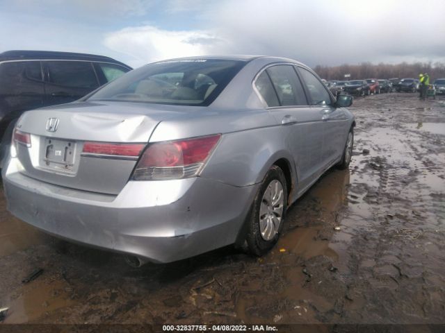 Photo 3 VIN: 1HGCP2F32CA033295 - HONDA ACCORD SDN 