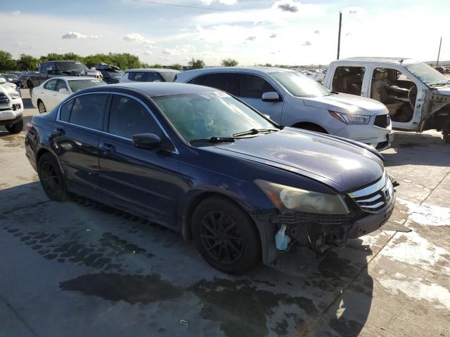 Photo 3 VIN: 1HGCP2F32CA043745 - HONDA ACCORD LX 