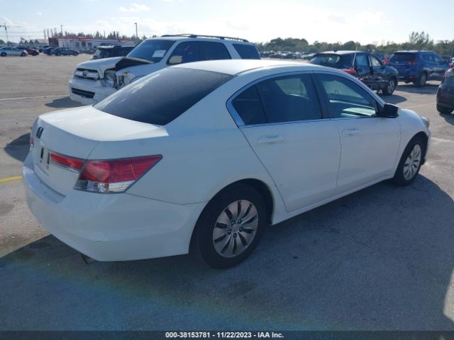 Photo 3 VIN: 1HGCP2F32CA050100 - HONDA ACCORD 