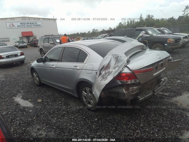 Photo 2 VIN: 1HGCP2F32CA073375 - HONDA ACCORD SDN 