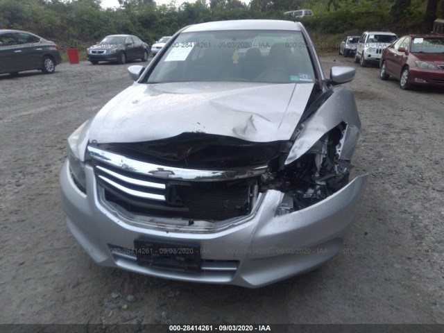 Photo 5 VIN: 1HGCP2F32CA106441 - HONDA ACCORD SDN 