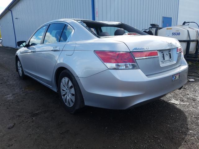 Photo 2 VIN: 1HGCP2F32CA110599 - HONDA ACCORD LX 