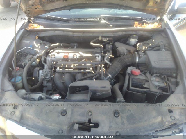 Photo 9 VIN: 1HGCP2F32CA134031 - HONDA ACCORD SDN 