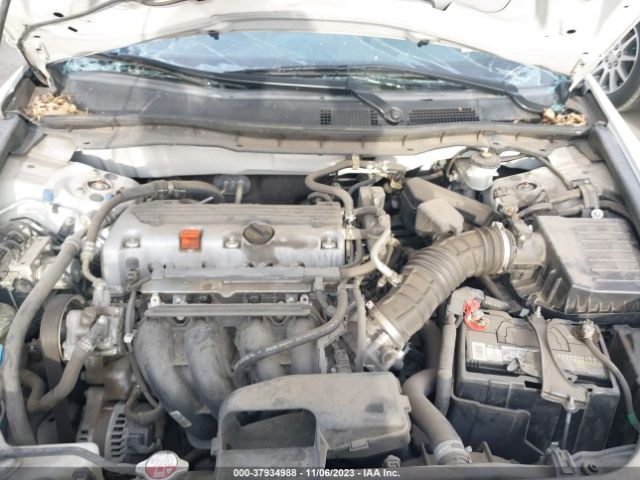 Photo 9 VIN: 1HGCP2F32CA151590 - HONDA ACCORD SDN 