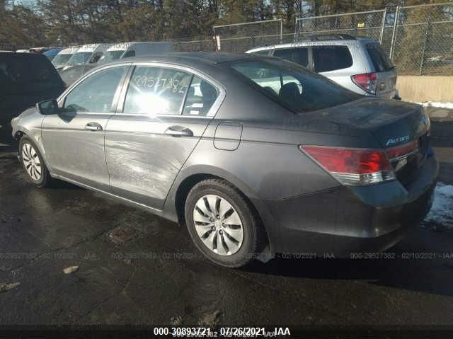 Photo 2 VIN: 1HGCP2F32CA160614 - HONDA ACCORD SDN 