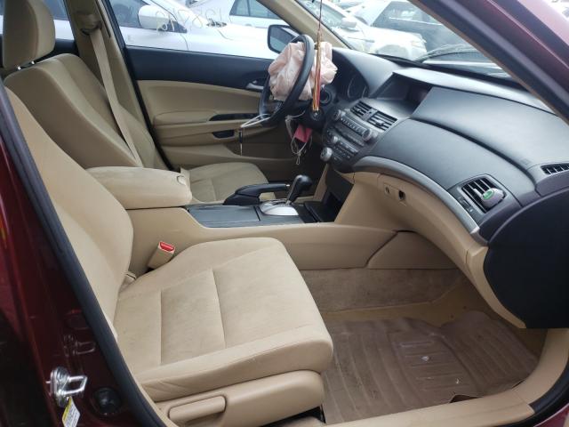 Photo 4 VIN: 1HGCP2F32CA173220 - HONDA ACCORD LX 