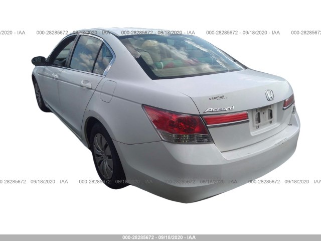 Photo 2 VIN: 1HGCP2F32CA235487 - HONDA ACCORD SDN 