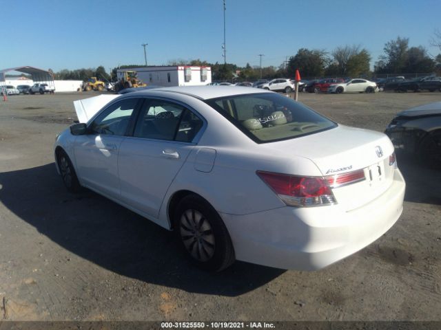 Photo 2 VIN: 1HGCP2F32CA236641 - HONDA ACCORD SDN 