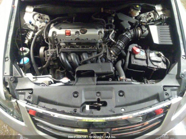 Photo 9 VIN: 1HGCP2F32CA243136 - HONDA ACCORD SDN 