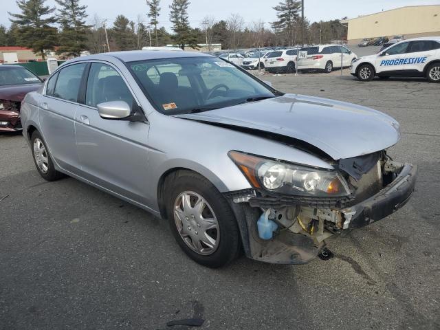 Photo 3 VIN: 1HGCP2F33AA003669 - HONDA ACCORD LX 