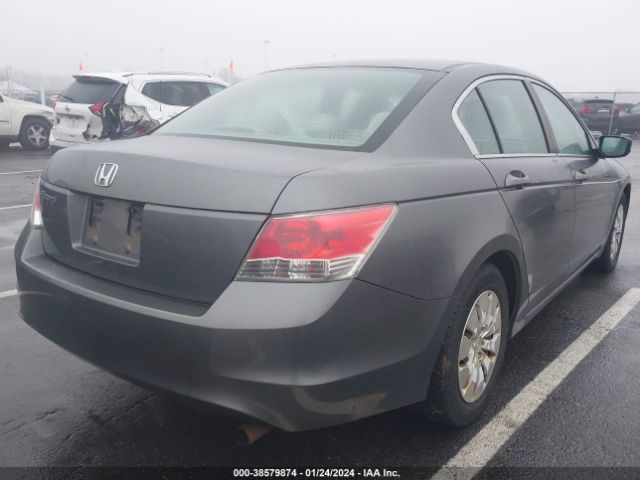 Photo 3 VIN: 1HGCP2F33AA006586 - HONDA ACCORD 