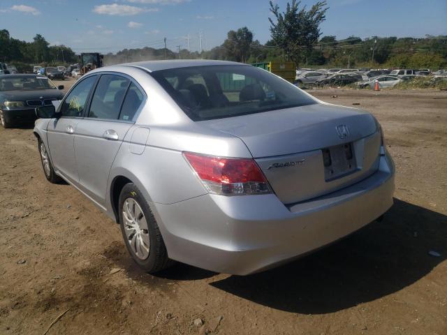 Photo 2 VIN: 1HGCP2F33AA013506 - HONDA ACCORD LX 