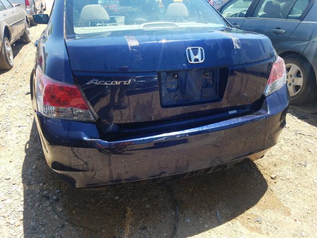 Photo 8 VIN: 1HGCP2F33AA015594 - HONDA ACCORD LX 