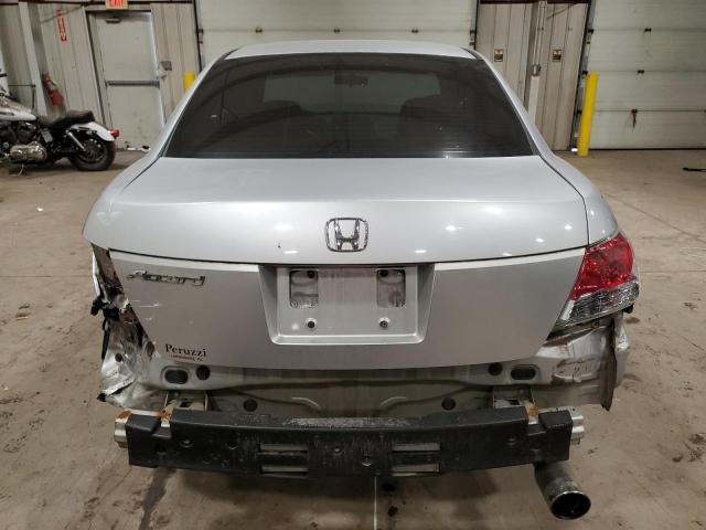 Photo 5 VIN: 1HGCP2F33AA017507 - HONDA ACCORD LX 