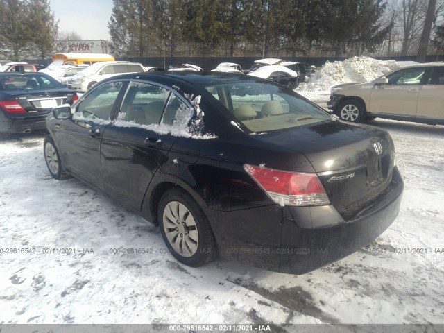 Photo 2 VIN: 1HGCP2F33AA053973 - HONDA ACCORD SDN 