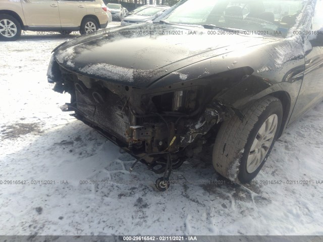 Photo 5 VIN: 1HGCP2F33AA053973 - HONDA ACCORD SDN 