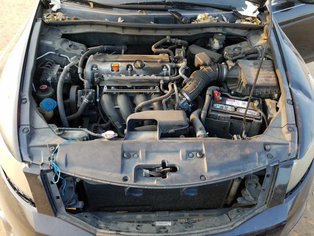 Photo 6 VIN: 1HGCP2F33AA056176 - HONDA ACCORD LX 