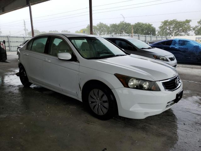 Photo 3 VIN: 1HGCP2F33AA105585 - HONDA ACCORD LX 