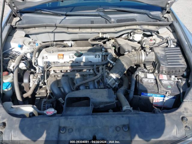 Photo 9 VIN: 1HGCP2F33AA142622 - HONDA ACCORD 