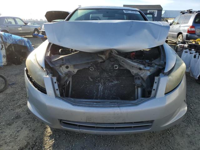 Photo 4 VIN: 1HGCP2F33AA148159 - HONDA ACCORD LX 