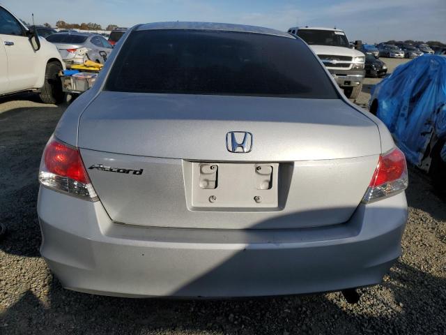 Photo 5 VIN: 1HGCP2F33AA148159 - HONDA ACCORD LX 