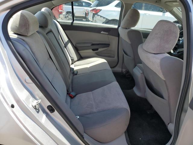 Photo 9 VIN: 1HGCP2F33AA157296 - HONDA ACCORD LX 