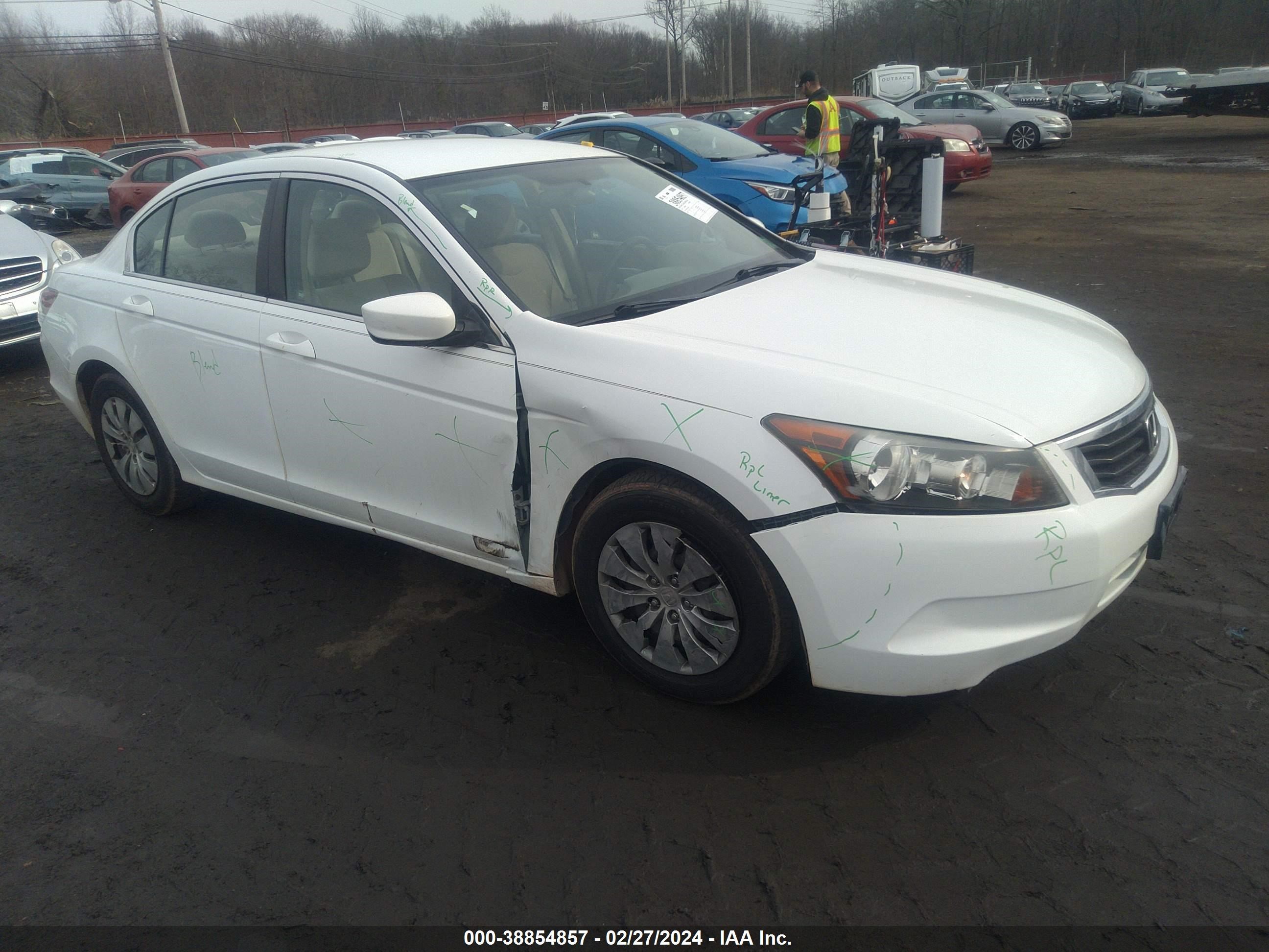 Photo 0 VIN: 1HGCP2F33AA168024 - HONDA ACCORD 