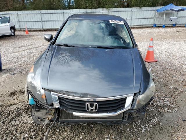 Photo 4 VIN: 1HGCP2F33AA180349 - HONDA ACCORD LX 