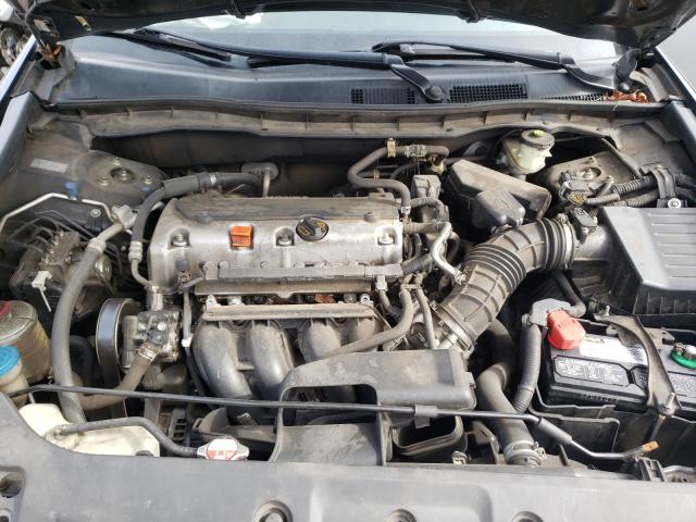 Photo 6 VIN: 1HGCP2F33BA006430 - HONDA ACCORD LX 