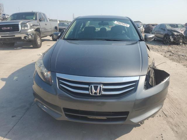 Photo 4 VIN: 1HGCP2F33BA008923 - HONDA ACCORD LX 