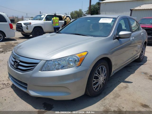 Photo 1 VIN: 1HGCP2F33BA021154 - HONDA ACCORD 