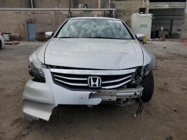 Photo 4 VIN: 1HGCP2F33BA022773 - HONDA ACCORD 