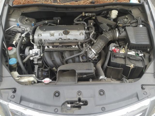 Photo 6 VIN: 1HGCP2F33BA025088 - HONDA ACCORD LX 