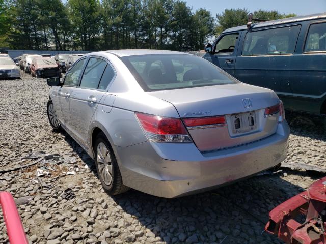 Photo 2 VIN: 1HGCP2F33BA066398 - HONDA ACCORD LX 