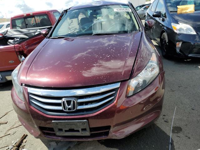 Photo 4 VIN: 1HGCP2F33BA077028 - HONDA ACCORD LX 