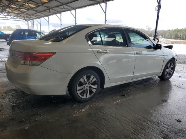 Photo 2 VIN: 1HGCP2F33BA088482 - HONDA ACCORD 