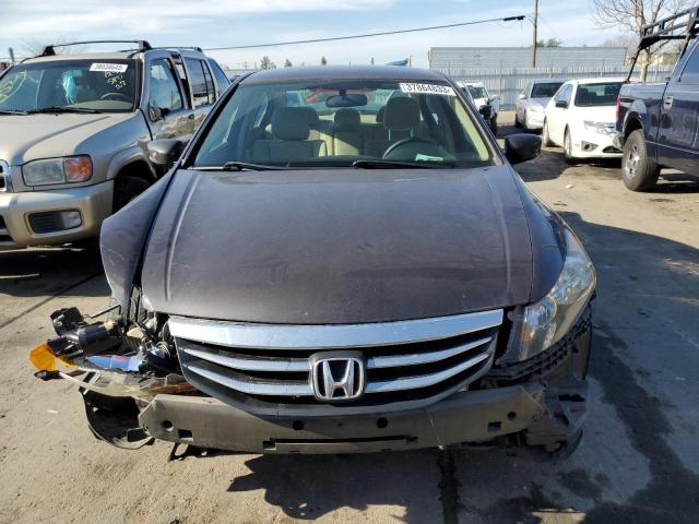 Photo 4 VIN: 1HGCP2F33BA111808 - HONDA ACCORD LX 