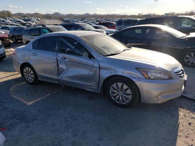 Photo 3 VIN: 1HGCP2F33BA138751 - HONDA ACCORD LX 