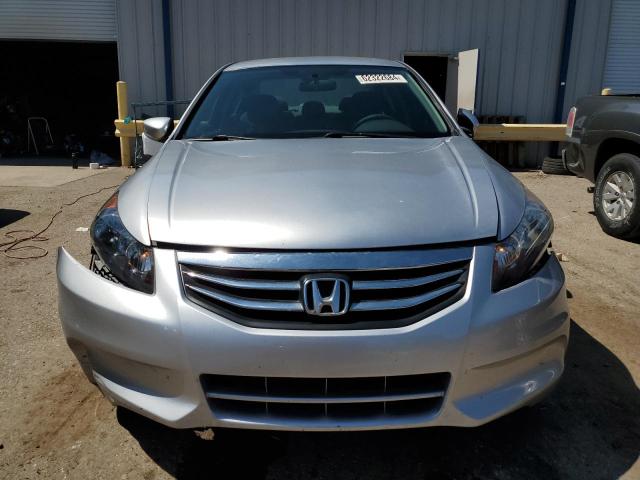 Photo 4 VIN: 1HGCP2F33BA146736 - HONDA ACCORD 