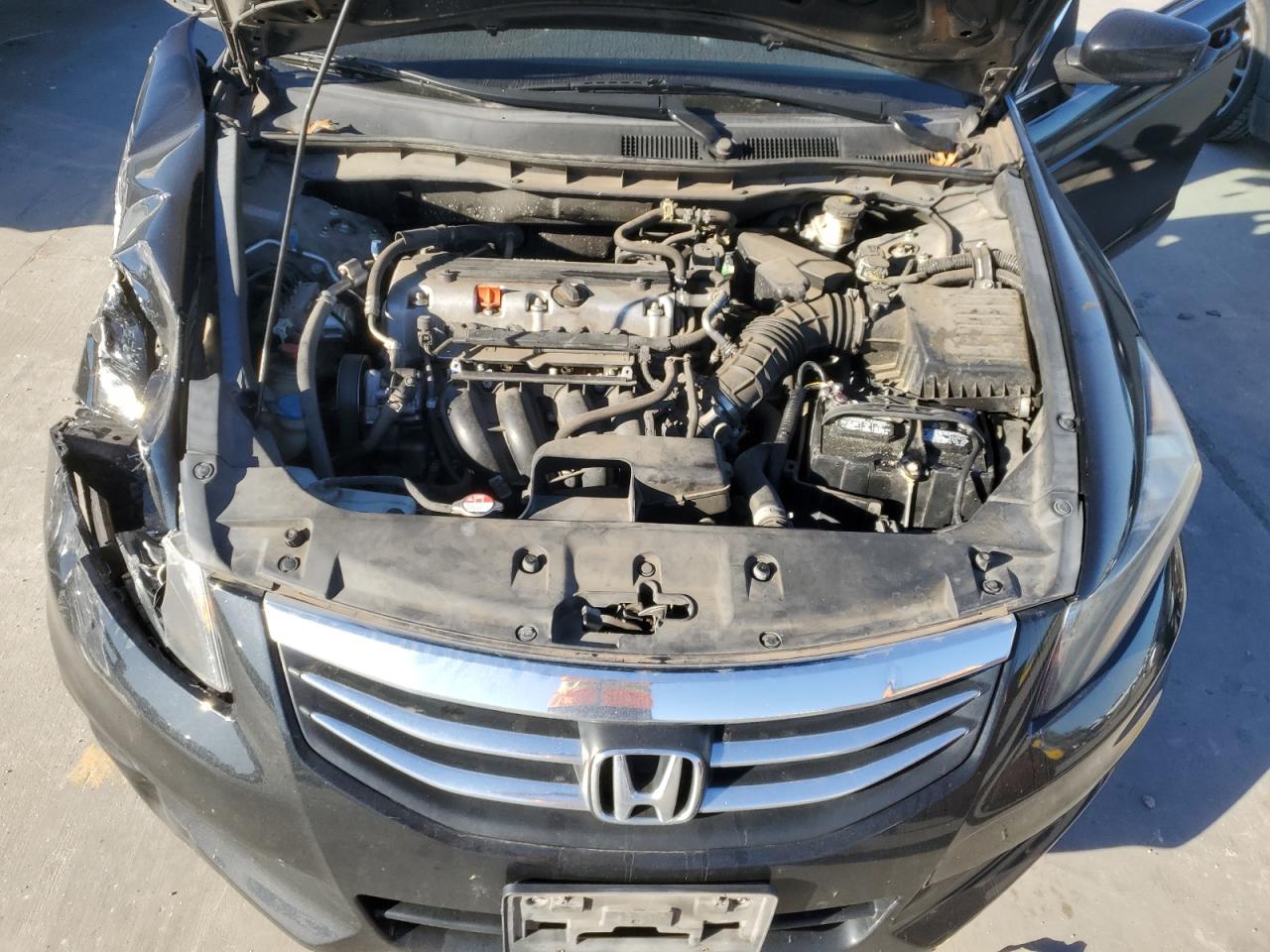 Photo 10 VIN: 1HGCP2F33CA022953 - HONDA ACCORD 