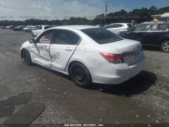 Photo 2 VIN: 1HGCP2F33CA030289 - HONDA ACCORD SDN 