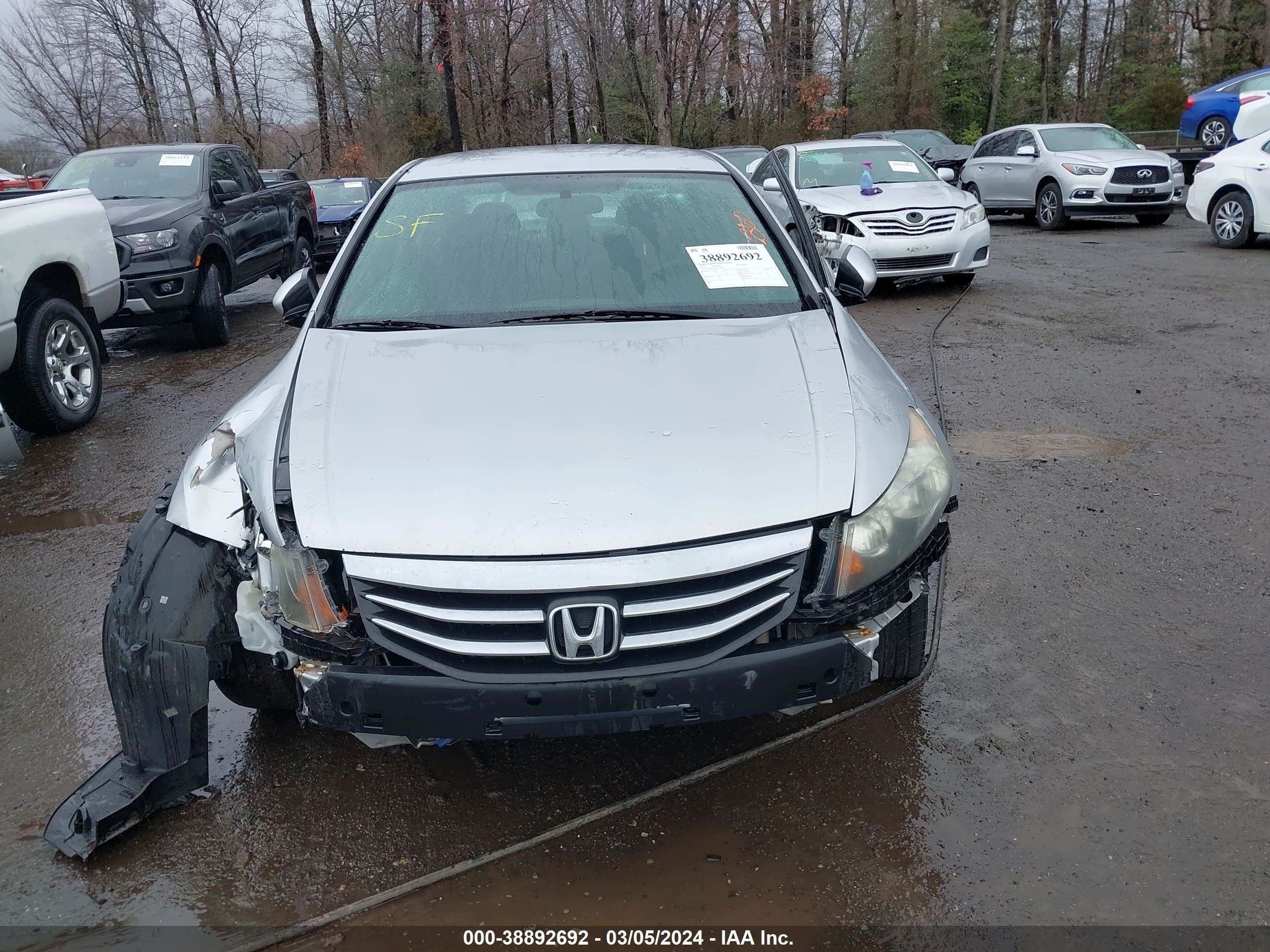 Photo 11 VIN: 1HGCP2F33CA116668 - HONDA ACCORD 