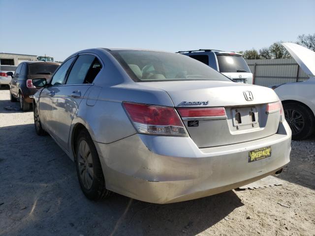 Photo 2 VIN: 1HGCP2F33CA145846 - HONDA ACCORD LX 