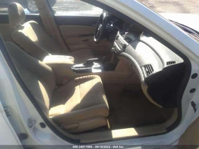 Photo 4 VIN: 1HGCP2F33CA152652 - HONDA ACCORD SDN 