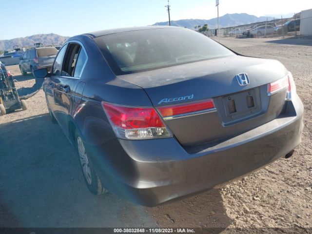 Photo 2 VIN: 1HGCP2F33CA167930 - HONDA ACCORD 