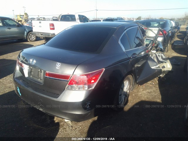 Photo 3 VIN: 1HGCP2F33CA176742 - HONDA ACCORD SDN 