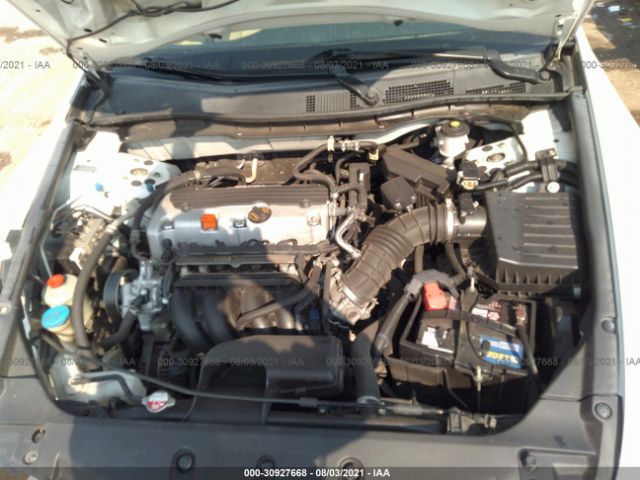 Photo 9 VIN: 1HGCP2F33CA193279 - HONDA ACCORD SDN 