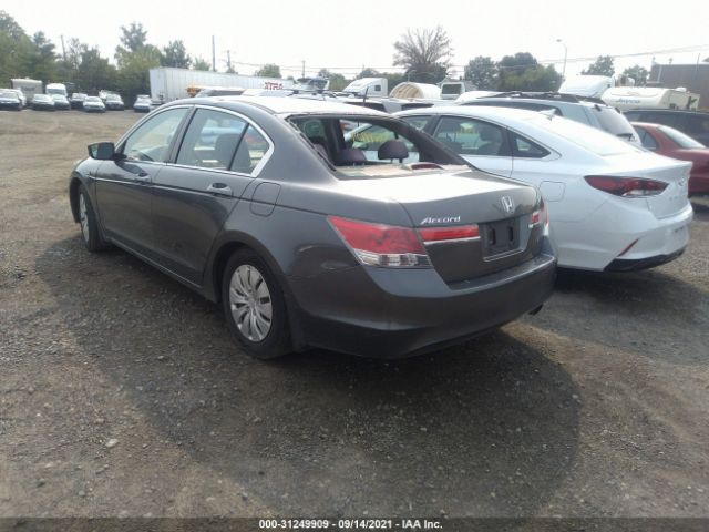 Photo 2 VIN: 1HGCP2F33CA202370 - HONDA ACCORD SDN 