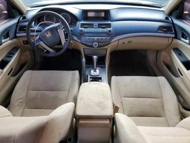 Photo 7 VIN: 1HGCP2F33CA207200 - HONDA ACCORD LX 